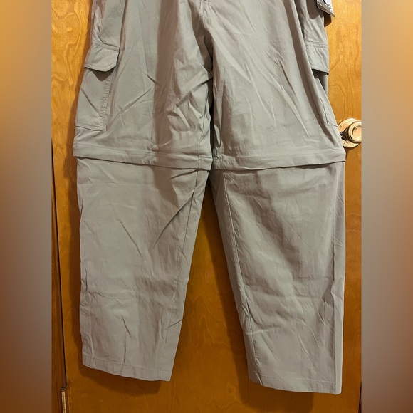 NEW Men’s Rustic Ridge Olive Green Convertible Zip-Off Hiking Cargo Pants. 2X. - Picture 13 of 16